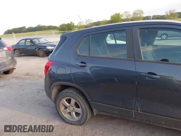 2016 Chevrolet Trax LS с VIN 3GNCJNSB1GL125471, выставлен на аукционе IAAI как лот 43093044 с пробегом 120 604 миль миль и . История ставок и продаж доступна на DreamBid. Изображение 14.