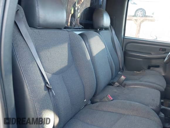 2004 GMC Sierra 1500 SLE with VIN 1GTEK14T94Z197522, listed as a IAAI auction lot 41653960 with 194,046 mi miles and . Bid and sale history available at DreamBid. Image 8.