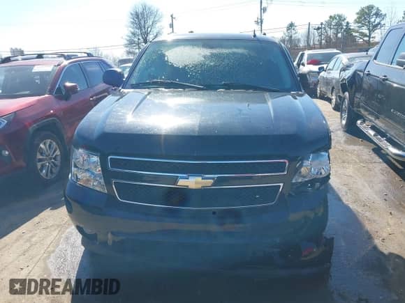 2008 Chevrolet Suburban 3LT с VIN 3GNFC16058G192836, выставлен на аукционе IAAI как лот 41474966 с пробегом 116 772 миль миль и . История ставок и продаж доступна на DreamBid. Изображение 12.