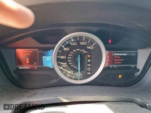 2011 Ford Explorer XLT with VIN 1FMHK7D88BGA50754, listed as a Copart auction lot 82374935 with 188,235 mi miles and Salvage title. Bid and sale history available at DreamBid. Image 9.