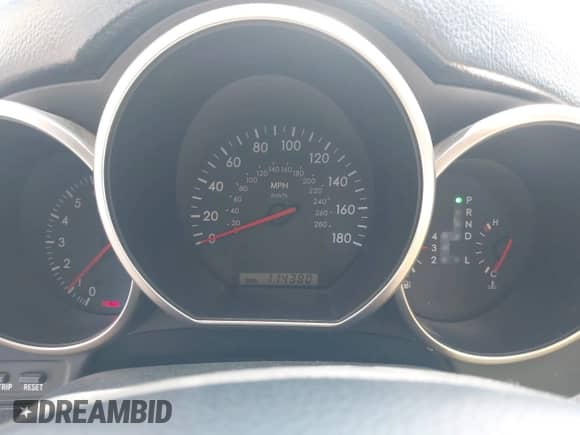 2004 Lexus SC 430 с VIN JTHFN48Y740050525, выставлен на аукционе IAAI как лот 43056432 с пробегом 114 380 миль миль и . История ставок и продаж доступна на DreamBid. Изображение 7.