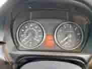 2006 BMW 3 Series 325i с VIN WBAVB13556PT08727, выставлен на аукционе Copart как лот 70749945 с пробегом 217 819 миль миль и Списание • Salvage title. История ставок и продаж доступна на DreamBid. Изображение 9.