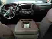 2018 Chevrolet Silverado 1500 LT с VIN 1GCVKREH3JZ188075, выставлен на аукционе Copart как лот 42830315 с пробегом 112 116 миль миль и Списание • Salvage title. История ставок и продаж доступна на DreamBid. Изображение 8.