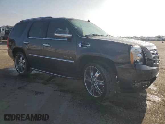 2011 Cadillac Escalade with VIN 1GYS3AEF4BR161964, listed as a Copart auction lot 83394334 with 147,525 mi miles and Salvage title. Bid and sale history available at DreamBid. Image 4.