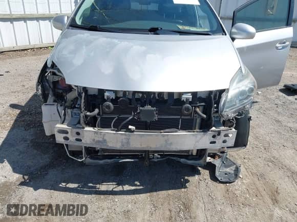 2014 Toyota Prius Four with VIN JTDKN3DU9E1769784, listed as a IAAI auction lot 42016892 with 151,713 mi miles and . Bid and sale history available at DreamBid. Image 6.