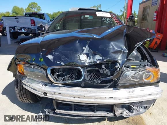 2004 BMW 3 Series 325Ci с VIN WBABW33414PL25483, выставлен на аукционе IAAI как лот 43450806 с пробегом 42 080 миль миль и . История ставок и продаж доступна на DreamBid. Изображение 6.