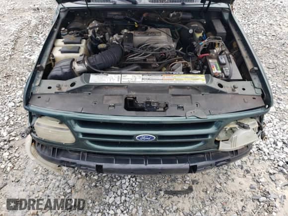 1998 Ford Explorer XLT с VIN 1FMZU32P8WZA91509, выставлен на аукционе Copart как лот 65531174 с пробегом 127 182 миль миль и Списание • Salvage title. История ставок и продаж доступна на DreamBid. Изображение 13.