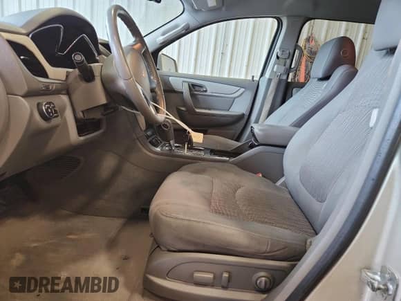 2016 Chevrolet Traverse LT с VIN 1GNKRHKDXGJ335730, выставлен на аукционе Copart как лот 70083695 с пробегом 149 756 миль миль и Списание • Salvage title. История ставок и продаж доступна на DreamBid. Изображение 7.