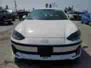 2023 Hyundai Ioniq 6 SEL z VIN KMHM34AAXPA022997, wystawiony jako Copart lot #62491415 z przebiegiem 39 148 mil mil oraz Szkoda całkowita • Salvage title. Historia ofert i sprzedaży dostępna na DreamBid. Obrazek 5.