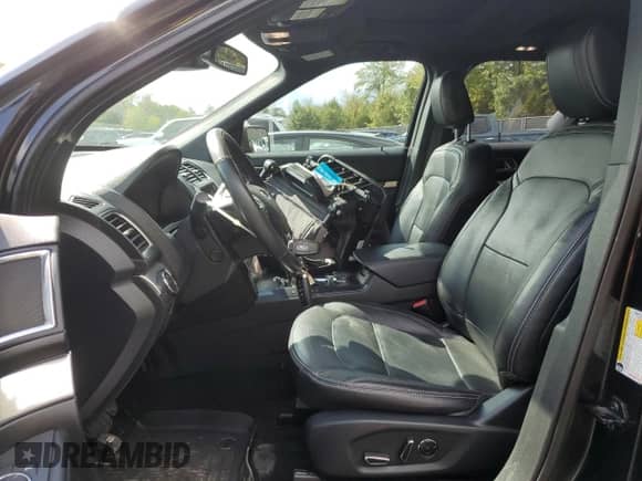 2018 Ford Explorer Limited с VIN 1FM5K8F80JGC64545, выставлен на аукционе Copart как лот 82271405 с пробегом 115 253 миль миль и Списание • Salvage title. История ставок и продаж доступна на DreamBid. Изображение 7.