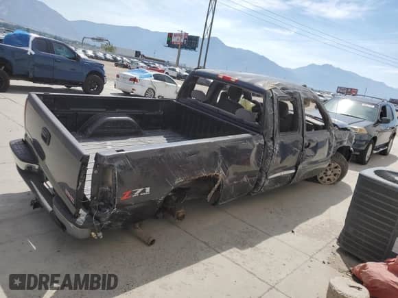2005 GMC Sierra 1500 SLE с VIN 1GTEK19Z25Z210691, выставлен на аукционе Copart как лот 66387295 с пробегом Не указан миль и Списание • Salvage title. История ставок и продаж доступна на DreamBid. Изображение 3.