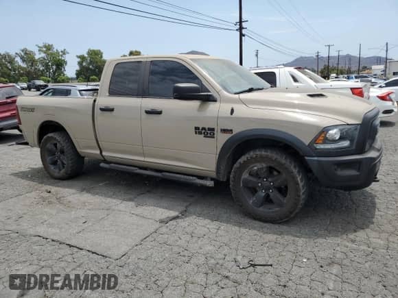 2019 Ram 1500 Big Horn z VIN 1C6RR6GT0KS722602, wystawiony jako Copart lot #64776035 z przebiegiem 122 414 mil mil oraz Szkoda całkowita • Salvage title. Historia ofert i sprzedaży dostępna na DreamBid. Obrazek 4.