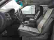 2010 GMC Sierra 1500 SLT z VIN 3GTRKWE29AG160857, wystawiony jako Copart lot #86632774 z przebiegiem 135 414 mil mil oraz Szkoda całkowita • Salvage title. Historia ofert i sprzedaży dostępna na DreamBid. Obrazek 7.
