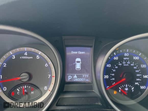 2015 Hyundai Santa Fe GLS with VIN KM8SM4HF4FU088867, listed as a IAAI auction lot 41725425 with 283,301 mi miles and . Bid and sale history available at DreamBid. Image 7.