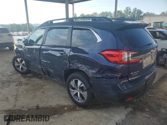 2025 Subaru Ascent Premium с VIN 4S4WMADD4S3404093, выставлен на аукционе Copart как лот 63472225 с пробегом 10 921 миль миль и На запчасти • Non repairable. История ставок и продаж доступна на DreamBid. Изображение 2.