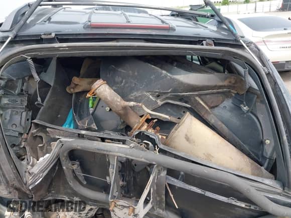 2000 Chevrolet Blazer LS с VIN 1GNCT18W3YK249760, выставлен на аукционе IAAI как лот 42329467 с пробегом Не указан миль и . История ставок и продаж доступна на DreamBid. Изображение 12.