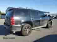 2014 Chevrolet Tahoe LS с VIN 1GNSCAE05ER248852, выставлен на аукционе Copart как лот 80135404 с пробегом 132 523 миль миль и Списание • Salvage title. История ставок и продаж доступна на DreamBid. Изображение 3.