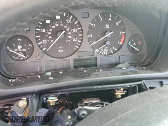 2000 BMW 5 Series 528i с VIN WBADM6345YGU04709, выставлен на аукционе Copart как лот 46607785 с пробегом Не указан миль и На запчасти • Non repairable. История ставок и продаж доступна на DreamBid. Изображение 9.