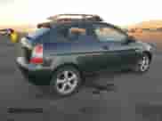 2008 Hyundai Accent SE z VIN KMHCN36C68U056462, wystawiony jako Copart lot #85930225 z przebiegiem 135 850 mil mil oraz Czysty tytuł • Clean title. Historia ofert i sprzedaży dostępna na DreamBid. Obrazek 3.