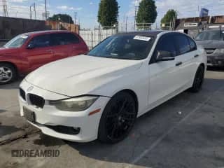 2015 BMW 3 Series 328i с VIN WBA3C1C59FK123209, выставлен на аукционе Copart как лот 87302635 с пробегом 127 428 миль миль и Чистый • Clean title. История ставок и продаж доступна на DreamBid. Изображение 1.