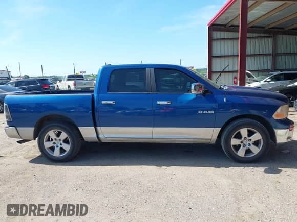 2009 Dodge 1500 SLT with VIN 1D3HB13PX9S703724, listed as a IAAI auction lot 42689780 with 140,605 mi miles and . Bid and sale history available at DreamBid. Image 13.