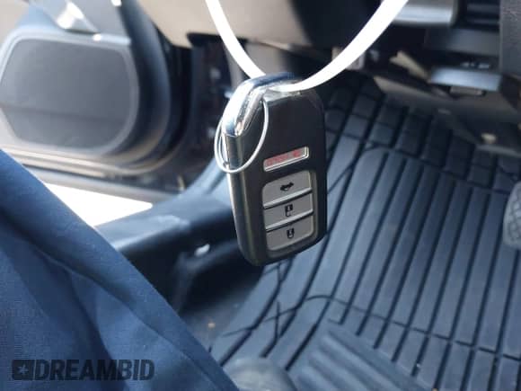 2015 Honda Accord EX-L z VIN 1HGCR3F82FA030607, wystawiony jako IAAI lot #43123901 z przebiegiem 136 785 mil mil oraz . Historia ofert i sprzedaży dostępna na DreamBid. Obrazek 11.