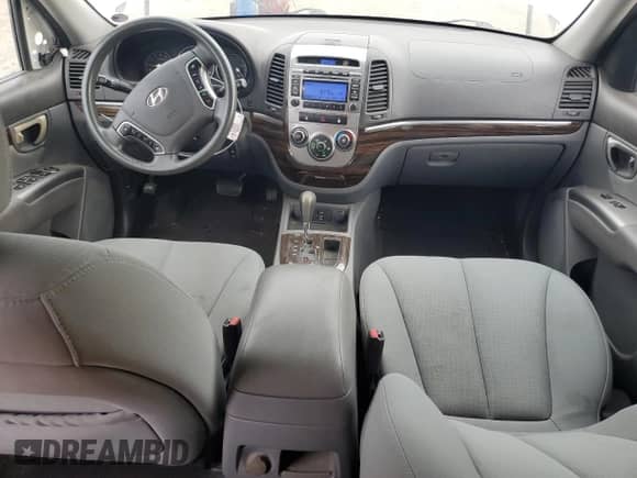 2010 Hyundai Santa Fe GLS с VIN 5NMSG3ABXAH405905, выставлен на аукционе Copart как лот 70834855 с пробегом 148 819 миль миль и Списание • Salvage title. История ставок и продаж доступна на DreamBid. Изображение 8.