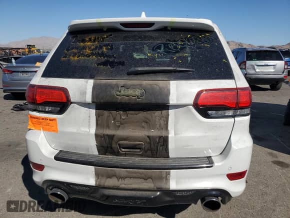 2015 Jeep Grand Cherokee SRT с VIN 1C4RJFDJ5FC625642, выставлен на аукционе Copart как лот 80710305 с пробегом 72 919 миль миль и Списание • Salvage title. История ставок и продаж доступна на DreamBid. Изображение 6.