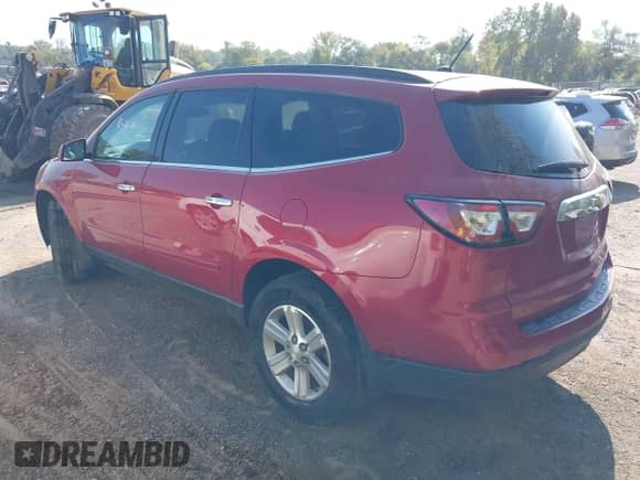 2014 Chevrolet Traverse LT z VIN 1GNKRHKD1EJ170566, wystawiony jako IAAI lot #43122514 z przebiegiem 197 399 mil mil oraz . Historia ofert i sprzedaży dostępna na DreamBid. Obrazek 3.