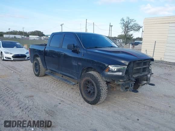 2016 Ram 1500 Rebel с VIN 1C6RR7YT7GS390945, выставлен на аукционе IAAI как лот 41642300 с пробегом 107 558 миль миль и . История ставок и продаж доступна на DreamBid. Изображение 1.
