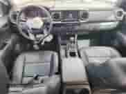 2023 Toyota Tacoma SR с VIN 3TMCZ5AN1PM558196, выставлен на аукционе Copart как лот 70459135 с пробегом 20 863 миль миль и Списание • Salvage title. История ставок и продаж доступна на DreamBid. Изображение 8.