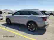 2025 Kia Sorento EX с VIN 5XYRH4JF7SG356257, выставлен на аукционе Copart как лот 68354045 с пробегом 4 908 миль миль и Списание • Salvage title. История ставок и продаж доступна на DreamBid. Изображение 2.