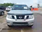 2016 Nissan Frontier S z VIN 1N6AD0EV8GN774648, wystawiony jako IAAI lot #42135409 z przebiegiem 94 095 mil mil oraz . Historia ofert i sprzedaży dostępna na DreamBid. Obrazek 12.