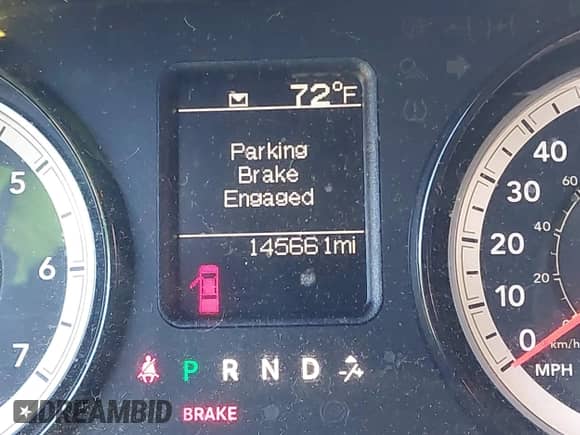 2019 Ram 1500 Tradesman z VIN 1C6RR6FG3KS680690, wystawiony jako IAAI lot #43167293 z przebiegiem 14 566 mil mil oraz . Historia ofert i sprzedaży dostępna na DreamBid. Obrazek 15.