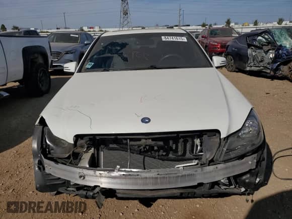 2012 Mercedes-Benz C 300 Sport с VIN WDDGF8BB9CR197833, выставлен на аукционе Copart как лот 84741615 с пробегом 28 969 миль миль и Списание • Salvage title. История ставок и продаж доступна на DreamBid. Изображение 5.