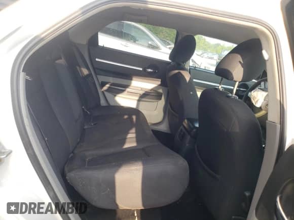 2008 Dodge Magnum SXT with VIN 2D4FV37V68H242364, listed as a Copart auction lot 67796624 with 232,497 mi miles and Salvage title. Bid and sale history available at DreamBid. Image 10.