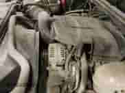 2008 Chevrolet Silverado 2500HD Work Truck z VIN 1GCHK24K88E206086, wystawiony jako IAAI lot #42954753 z przebiegiem 170 017 mil mil oraz . Historia ofert i sprzedaży dostępna na DreamBid. Obrazek 24.