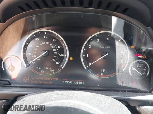 2015 BMW 5 Series 535i с VIN WBA5B1C54FG126498, выставлен на аукционе IAAI как лот 42756500 с пробегом 123 561 миль миль и . История ставок и продаж доступна на DreamBid. Изображение 7.