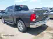 2017 Ram 1500 Big Horn z VIN 1C6RR7LG2HS829609, wystawiony jako IAAI lot #42665770 z przebiegiem 140 515 mil mil oraz . Historia ofert i sprzedaży dostępna na DreamBid. Obrazek 3.