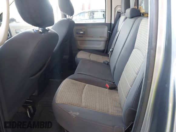 2011 Ram 1500 Big Horn z VIN 1D7RV1GTXBS508634, wystawiony jako IAAI lot #42506193 z przebiegiem 129 444 mil mil oraz . Historia ofert i sprzedaży dostępna na DreamBid. Obrazek 8.