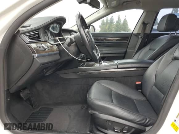 2012 BMW 7 Series 740Li with VIN WBAKB4C57CC575987, listed as a Copart auction lot 68860625 with 144,626 mi miles and Salvage title. Bid and sale history available at DreamBid. Image 7.