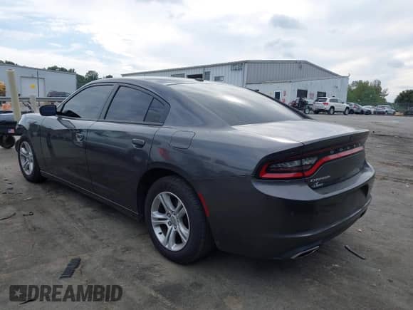 2019 Dodge Charger SXT z VIN 2C3CDXBG2KH680703, wystawiony jako IAAI lot #43356501 z przebiegiem 95 830 mil mil oraz . Historia ofert i sprzedaży dostępna na DreamBid. Obrazek 3.