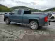 2007 Chevrolet Silverado 1500 1LT with VIN 1GCEK190X7Z577102, listed as a Copart auction lot 70985705 with 130,470 mi miles and Salvage title. Bid and sale history available at DreamBid. Image 2.