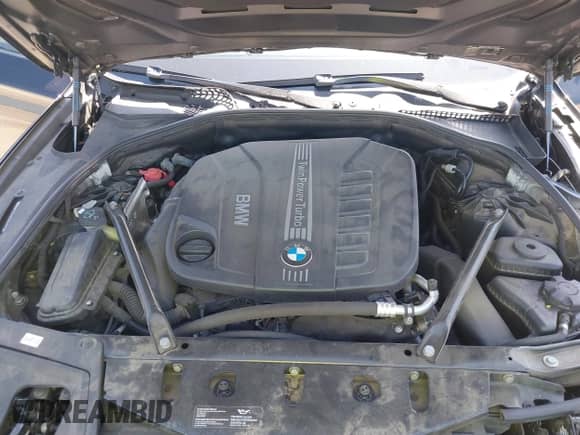 2014 BMW 5 Series 535d xDrive with VIN WBAFV3C5XED684945, listed as a IAAI auction lot 41952648 with 91,271 mi miles and . Bid and sale history available at DreamBid. Image 10.