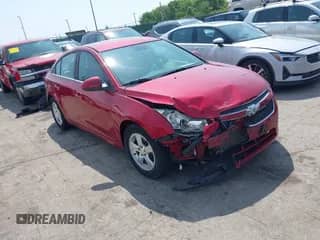 2014 Chevrolet Cruze 1LT z VIN 1G1PC5SB8E7388734, wystawiony jako IAAI lot #42540551 z przebiegiem 89 225 mil mil oraz . Historia ofert i sprzedaży dostępna na DreamBid. Obrazek 1.