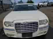 2005 Chrysler 300 300C AWD with VIN 2C3AK63H55H639159, listed as a Copart auction lot 51738805 with 192,883 mi miles and Salvage title. Bid and sale history available at DreamBid. Image 5.