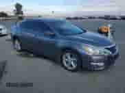 2015 Nissan Altima S с VIN 1N4AL3AP5FC454556, выставлен на аукционе Copart как лот 71663015 с пробегом 125 552 миль миль и Списание • Salvage title. История ставок и продаж доступна на DreamBid. Изображение 4.