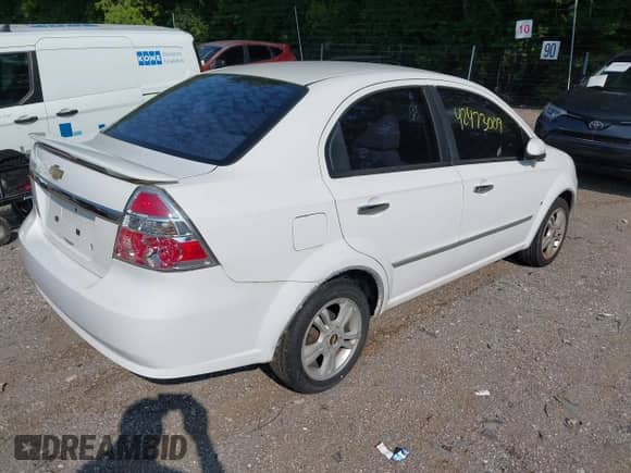 2009 Chevrolet Aveo 2LT with VIN KL1TG56E59B627732, listed as a IAAI auction lot 42473009 with 162,029 mi miles and . Bid and sale history available at DreamBid. Image 4.