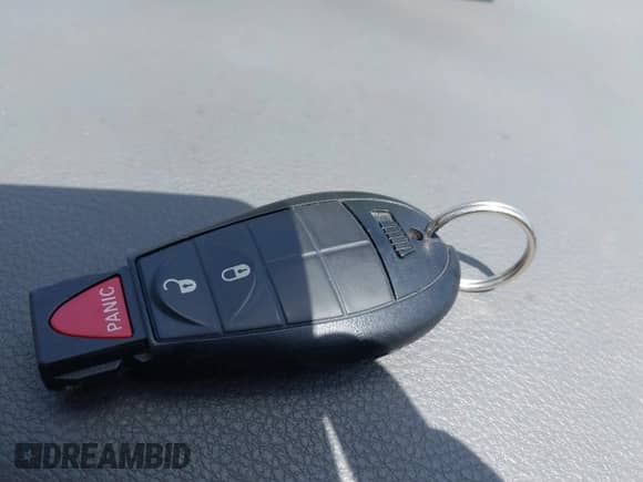 2017 Ram 1500 Tradesman z VIN 1C6RR7FG4HS717809, wystawiony jako IAAI lot #42571264 z przebiegiem 256 134 mil mil oraz . Historia ofert i sprzedaży dostępna na DreamBid. Obrazek 11.