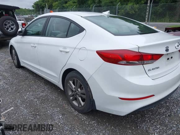 2018 Hyundai Elantra SEL z VIN 5NPD84LF5JH364968, wystawiony jako IAAI lot #42913095 z przebiegiem 54 251 mil mil oraz . Historia ofert i sprzedaży dostępna na DreamBid. Obrazek 3.